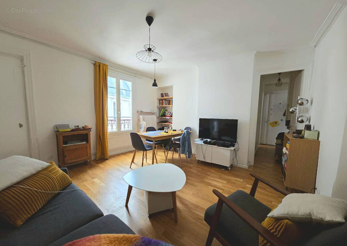 Appartement à PARIS-11E