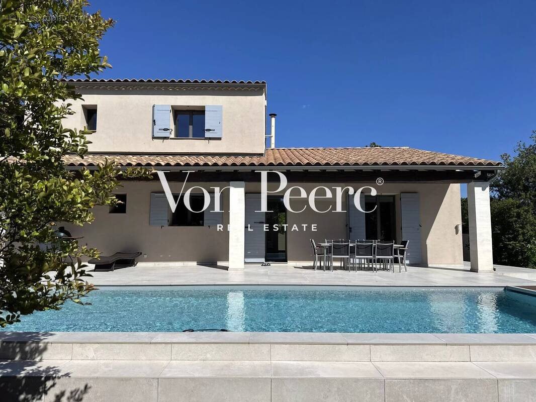 Maison à MAUSSANE-LES-ALPILLES