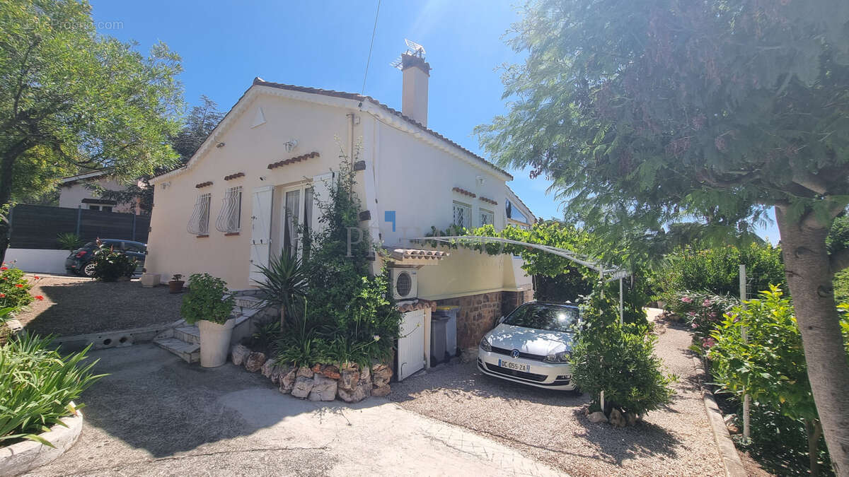 Maison à SAINT-RAPHAEL