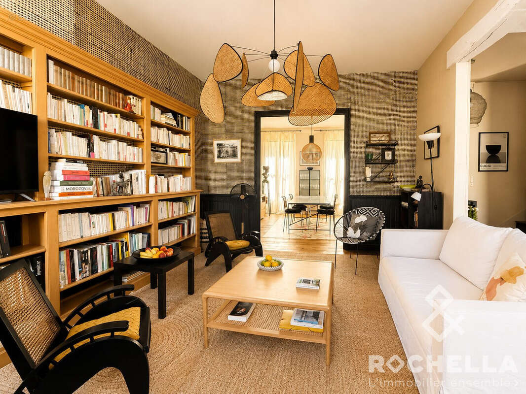 Maison 215 m² à Saint-Jean-D'angely  - photo 6