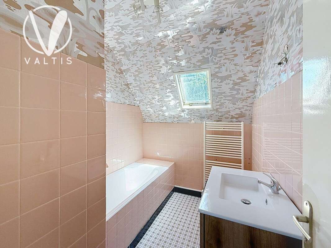 Maison 123 m² à Saint-Cast-Le-Guildo  - photo 8