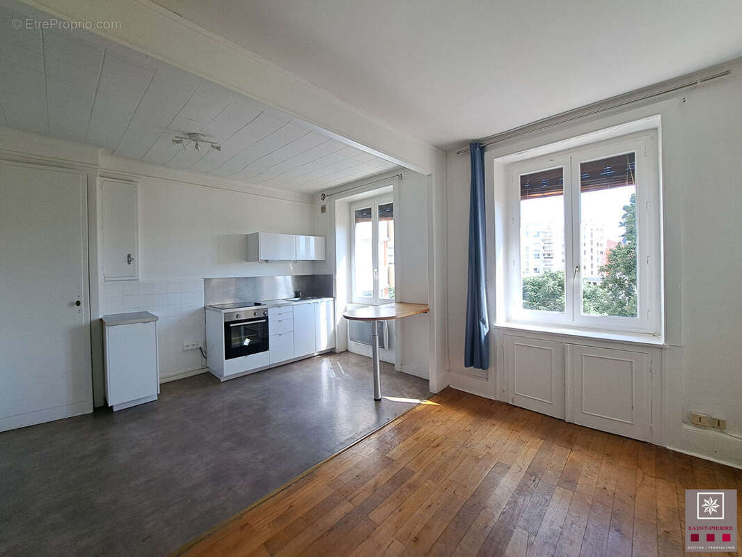 Appartement à VILLEURBANNE