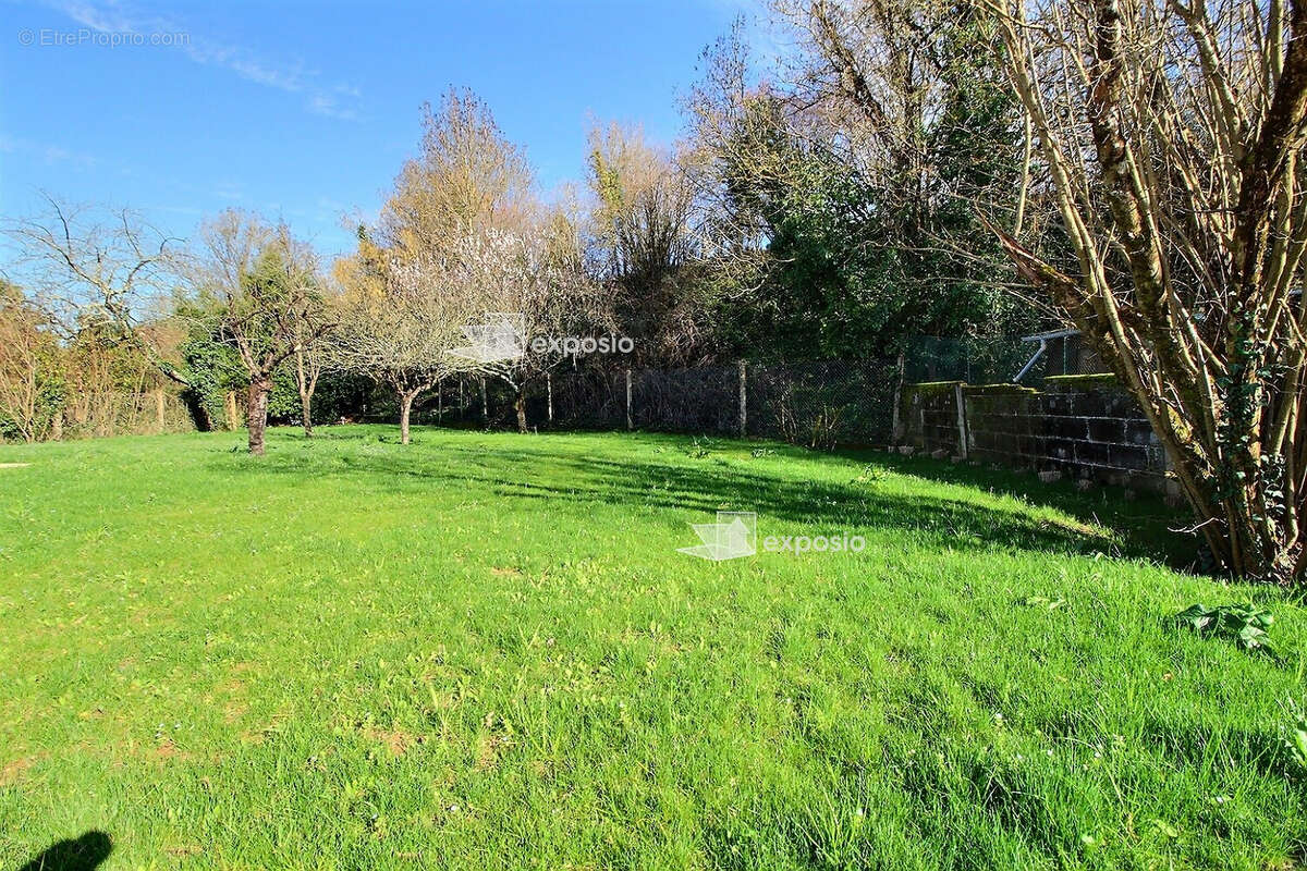 Maison neuve de plain-pied .117 m² .4 chambres . Garage . Terrain 816 m² - photo 6