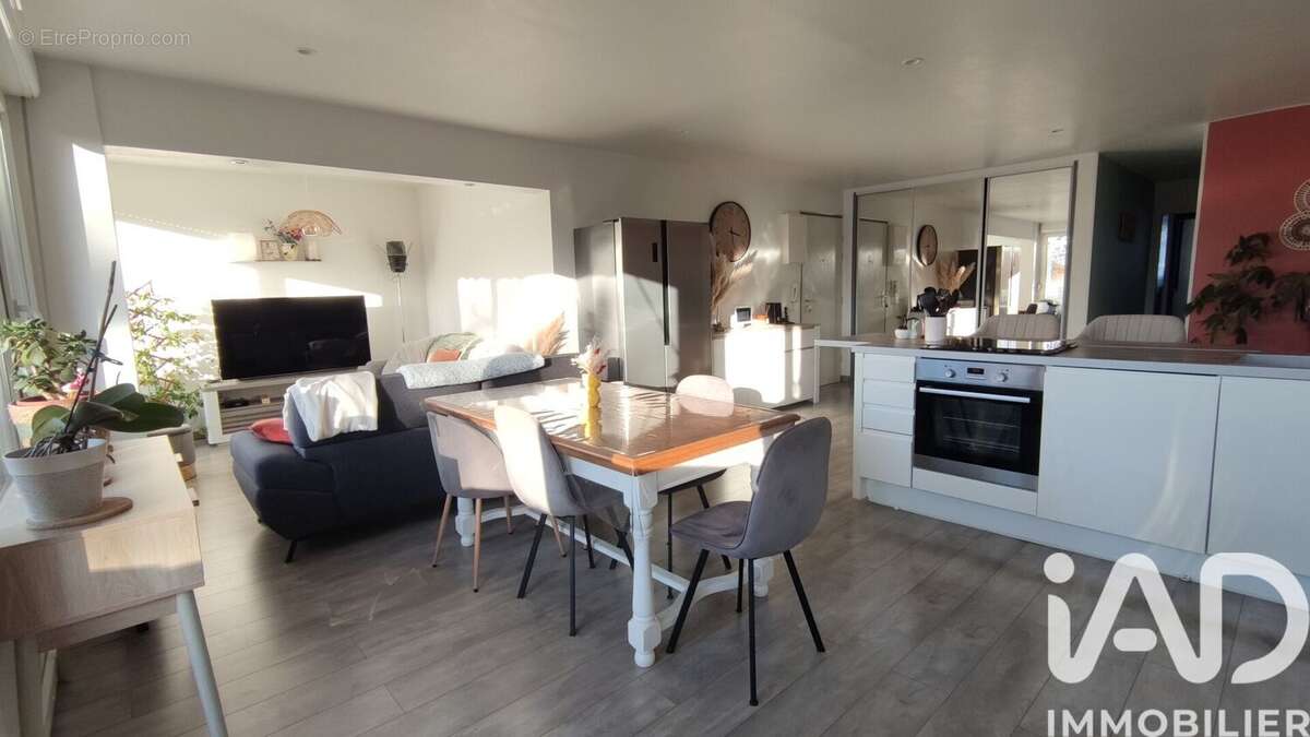 Photo 9 - Appartement à REIMS