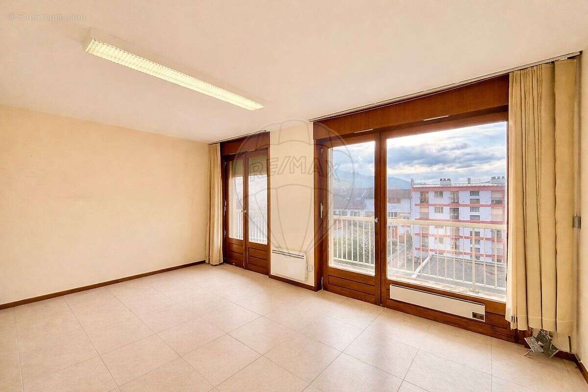 Appartement à BELLEGARDE-SUR-VALSERINE