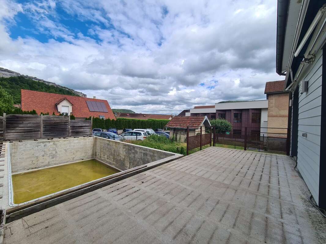 Maison 86 m² à Ornans  - photo 8