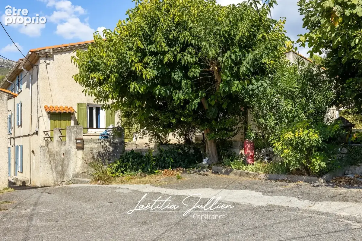 Lascours – Maison de village T4 avec jardin, terrasse et stationnement - photo 7