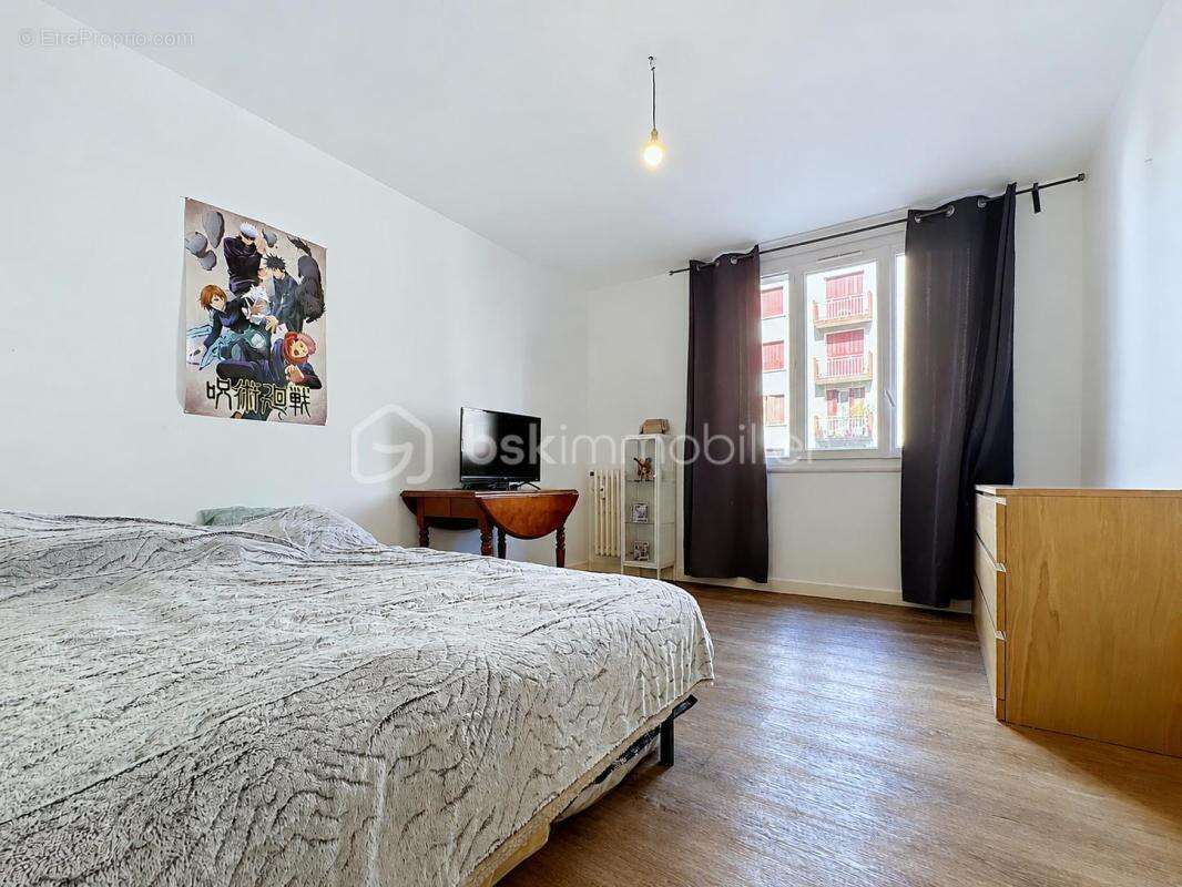 T4 69 m² – Traversant Est/Ouest – Balcon, loggia et cave – Fontaine - photo 5