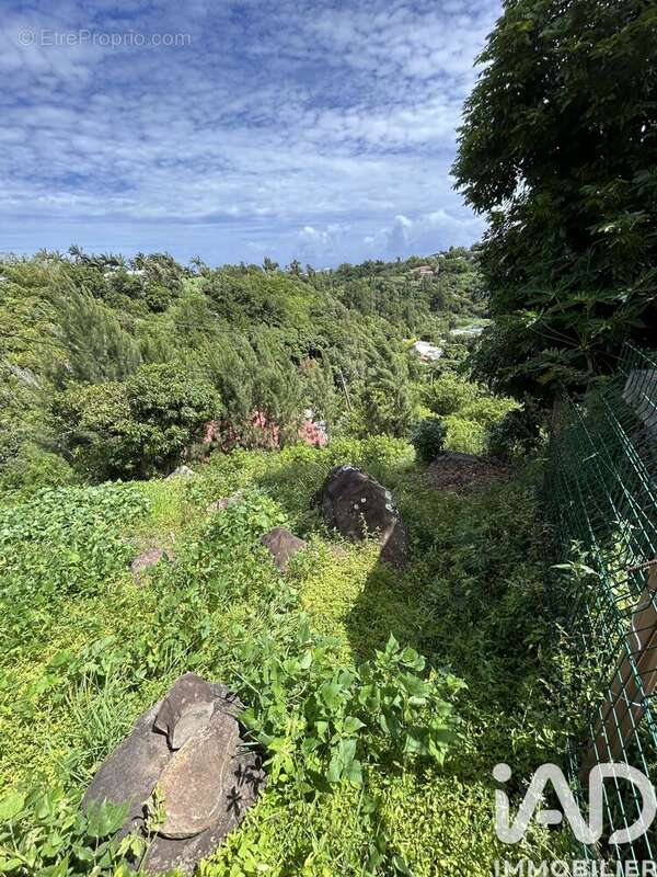 Photo 5 - Terrain à SAINT-DENIS