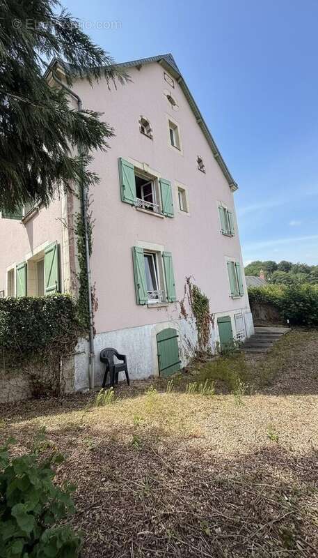 Maison 242 m² à Courdemanche  - photo 3