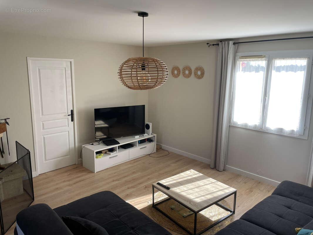 Maison plain-pied, 130m2 hab, 5 ch, QUEYSSAC - photo 4
