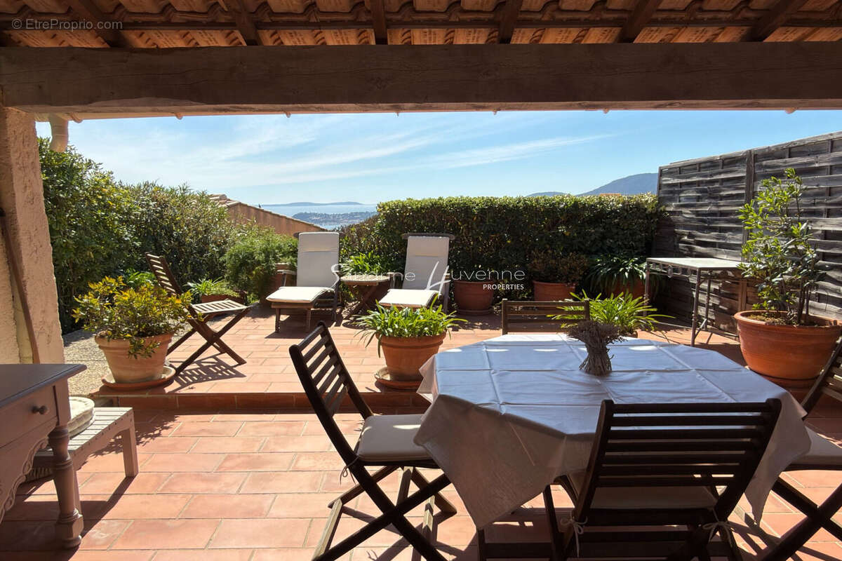 Appartement à LA CROIX-VALMER