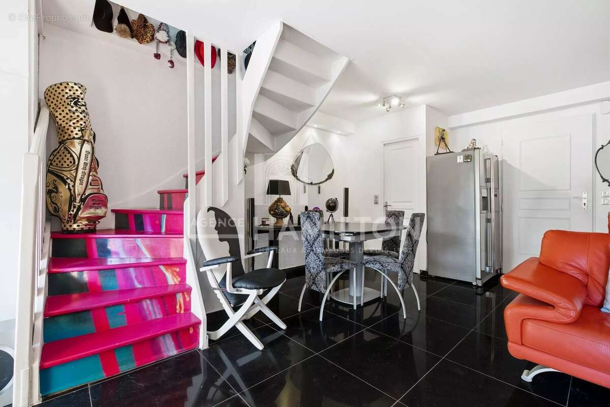 Appartement à VALBONNE