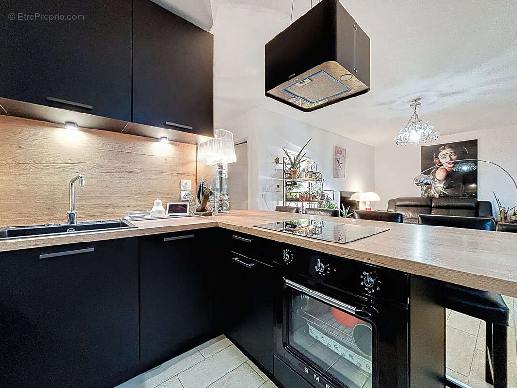 Appartement à CASTELNAU-LE-LEZ