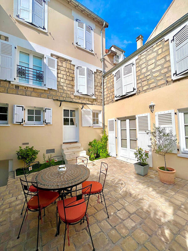 Maison à MAISONS-LAFFITTE