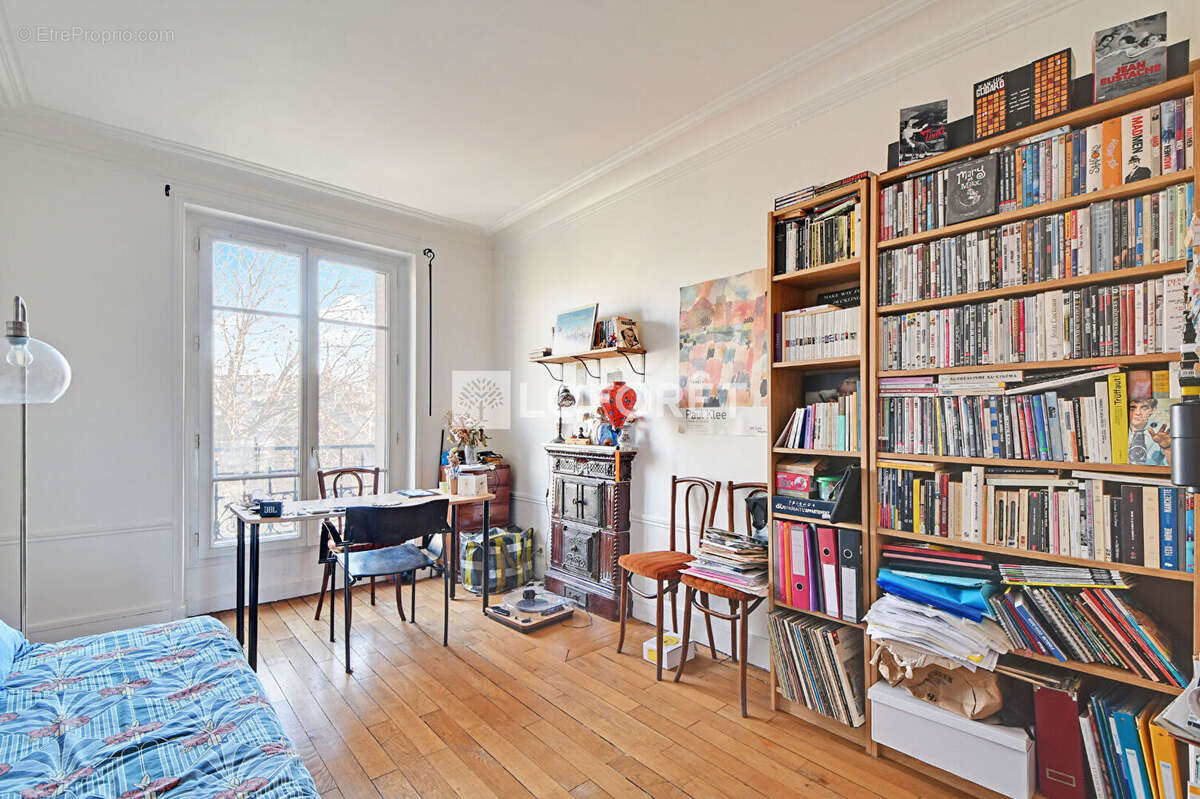 Appartement à PARIS-18E