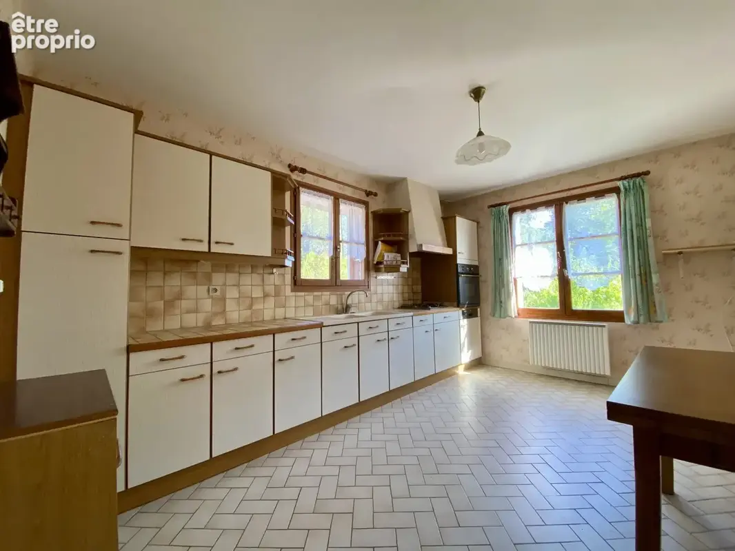 Maison 81 m² à Saint-Jean-Saint-Germain  - photo 5