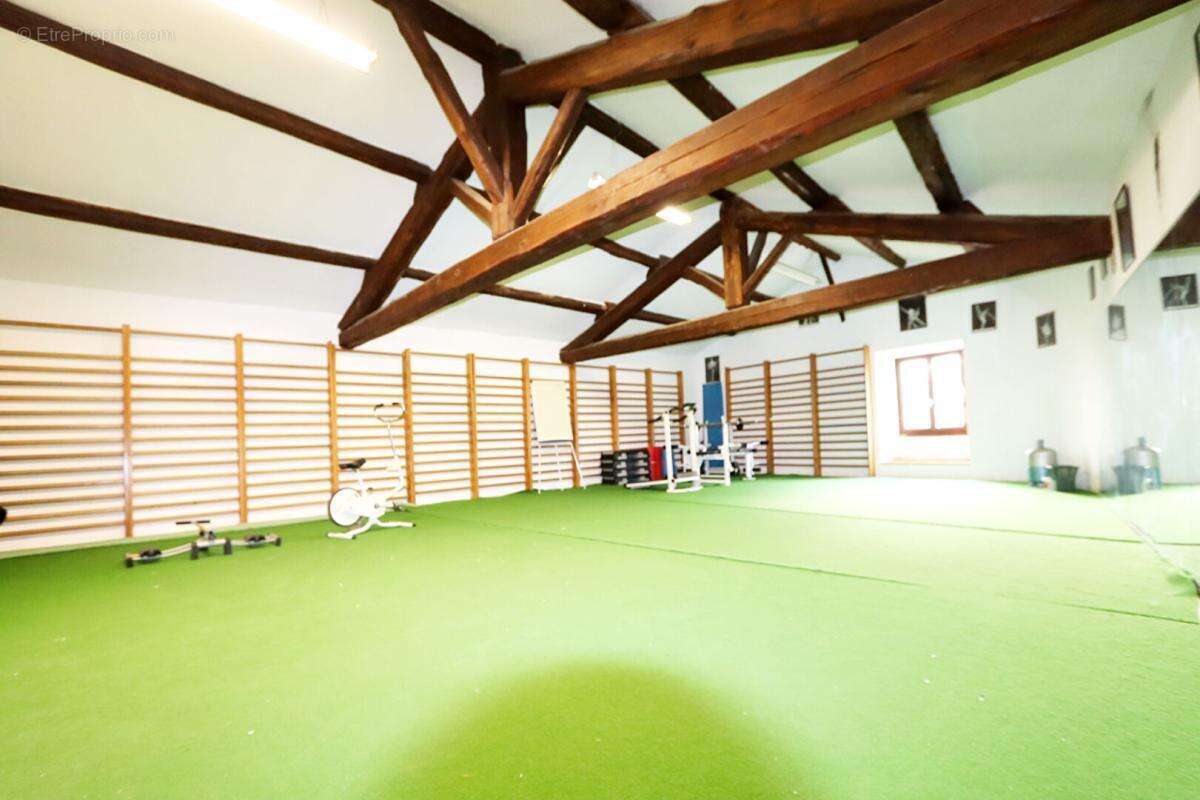 Maison à FONTCOUVERTE