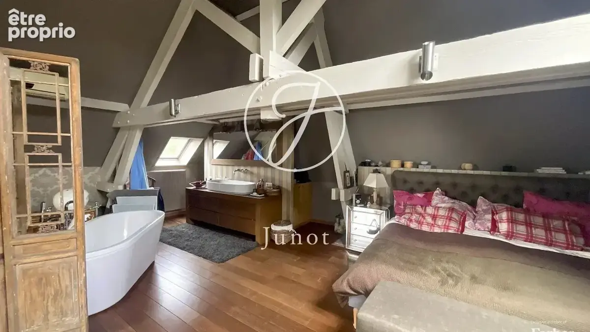 Wervicq-Sud - MONTAGNE - Maison - 6 pièces - 230 m² - 4 /5 chambres - Jardin - Garage - photo 6