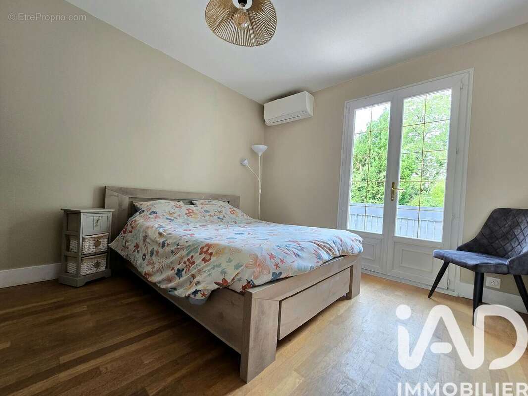 Photo 9 - Maison à ETRECHY