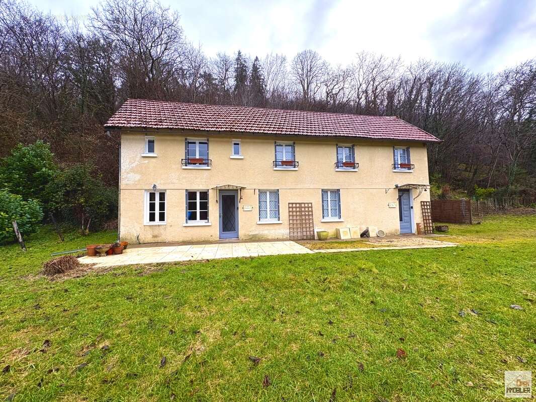 Maison à LE BUGUE