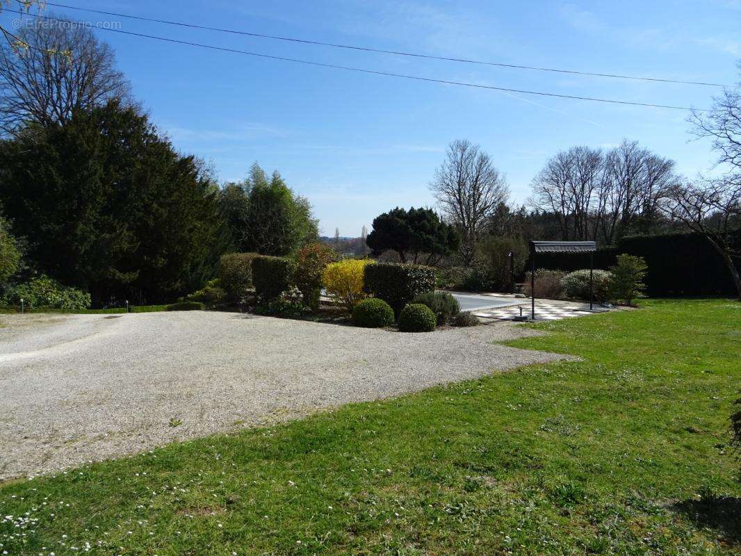 Secteur saint hilaire les places proche de nexon en haute vienne magnifique manoir du 17eme de 280 m² habitables sur 17862 m² de - photo 47