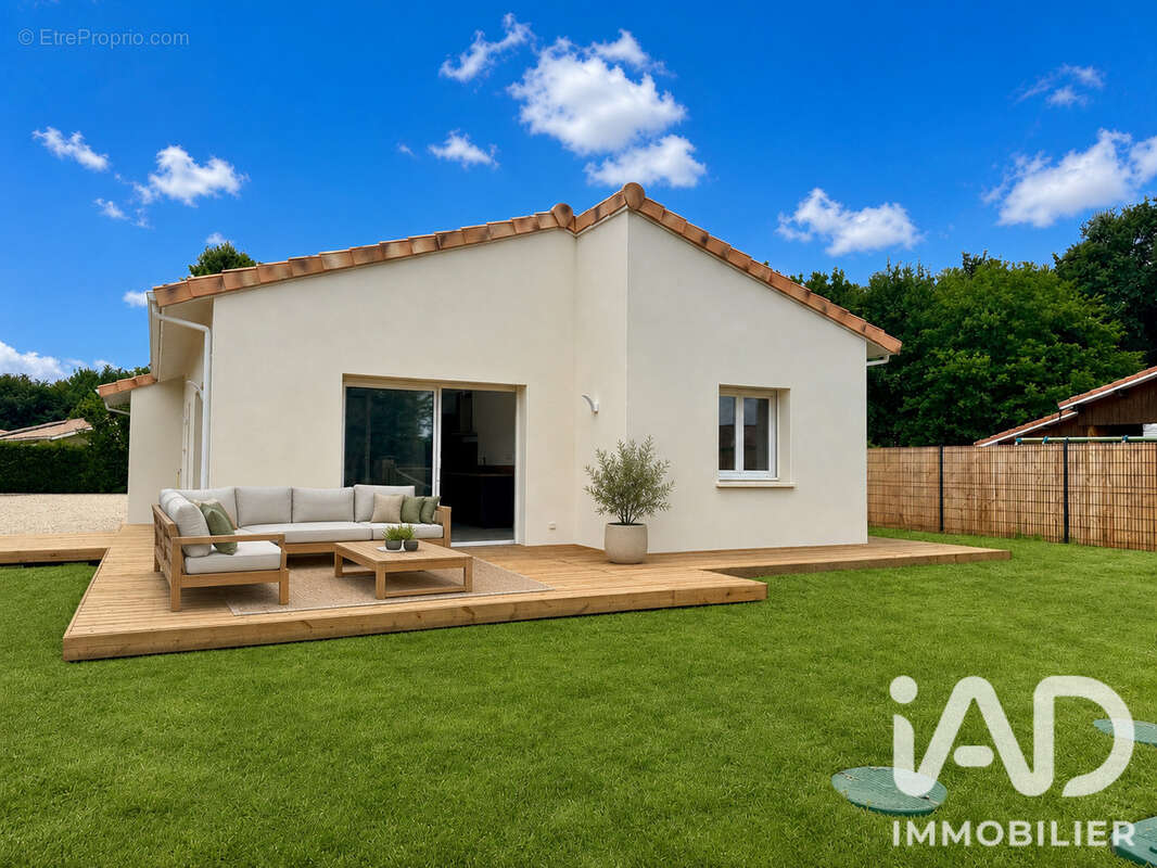 Photo 9 - Maison à SALLES