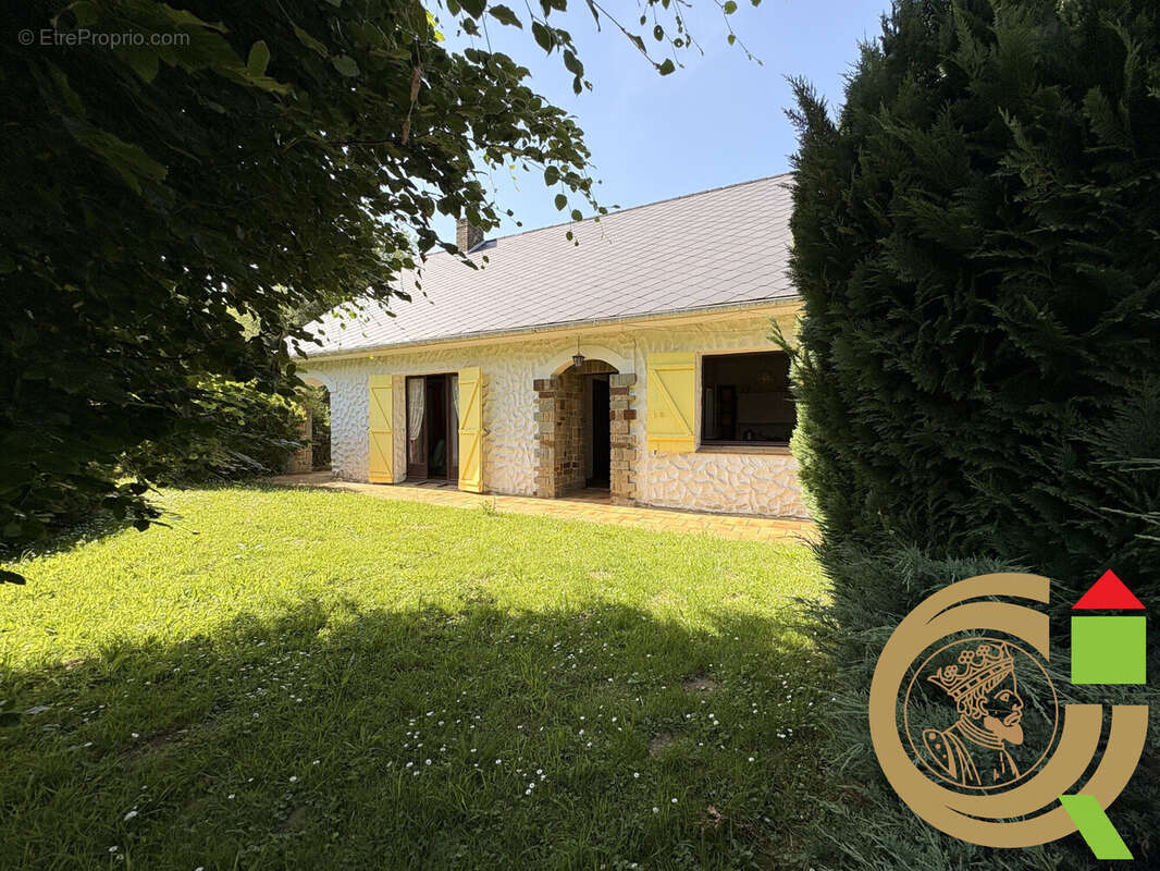Maison à BOUIN-PLUMOISON