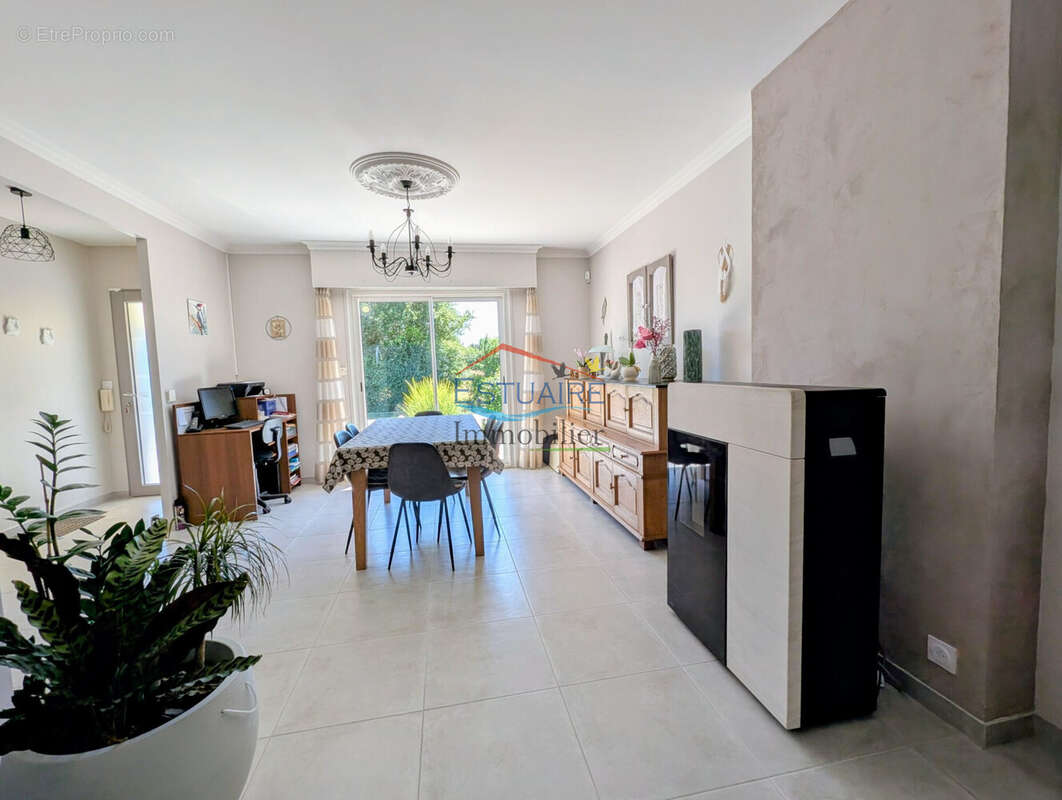 Maison 93 m² à Saffre  - photo 2