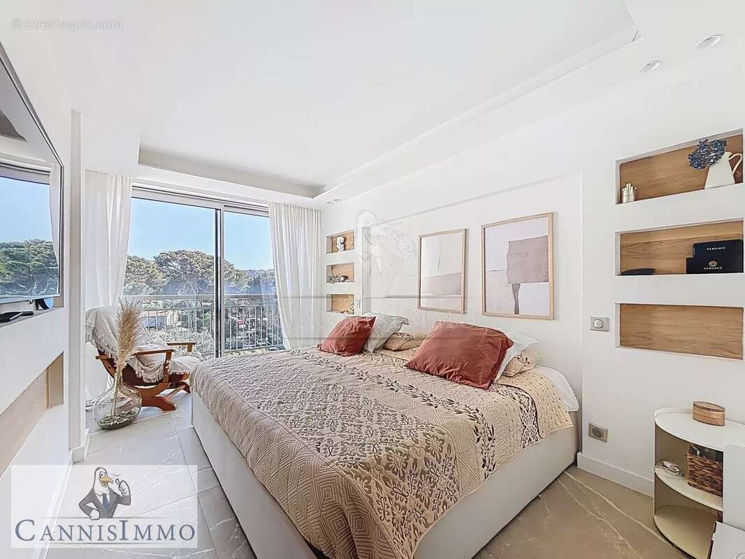 Appartement à LE CANNET