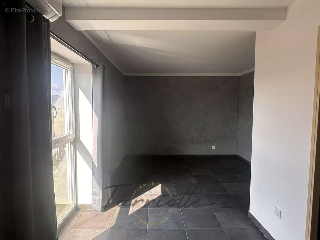 Appartement à MONTELIMAR