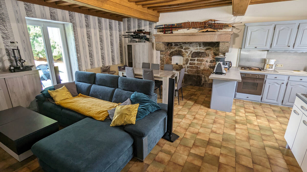 Maison à CHATEAU-CHINON(CAMPAGNE)