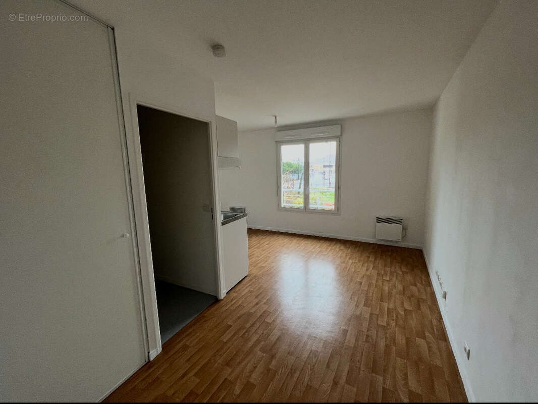 Appartement à CORBEIL-ESSONNES