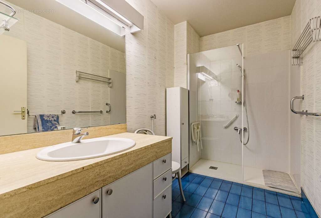 Appartement à LYON-6E