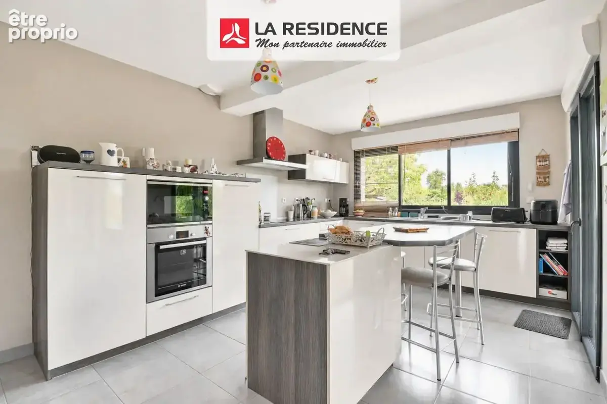 Maison 7 pièces 172 m² à vendre à Vineuil (41350) - photo 5