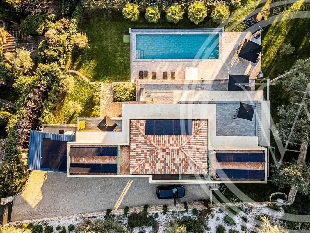 Maison à MOUGINS