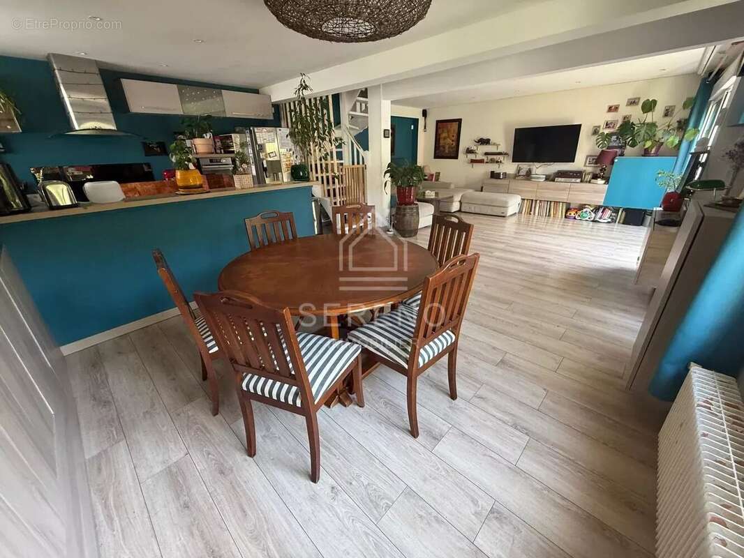 Maison à FONTENAY-SOUS-BOIS