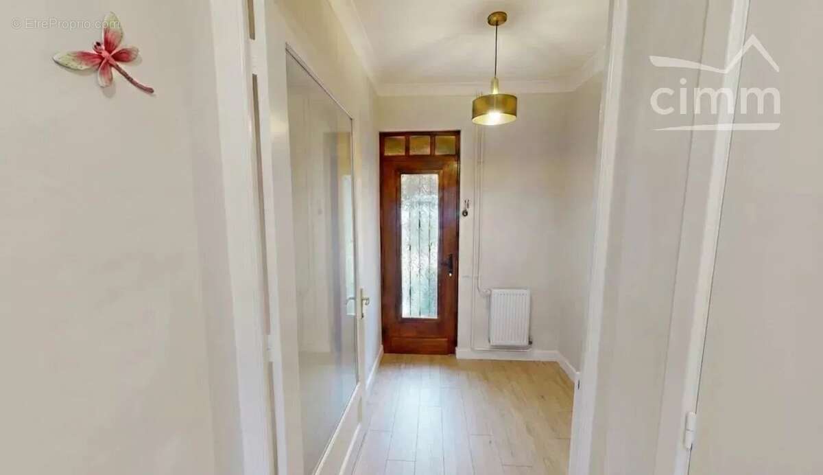 Maison à DECINES-CHARPIEU