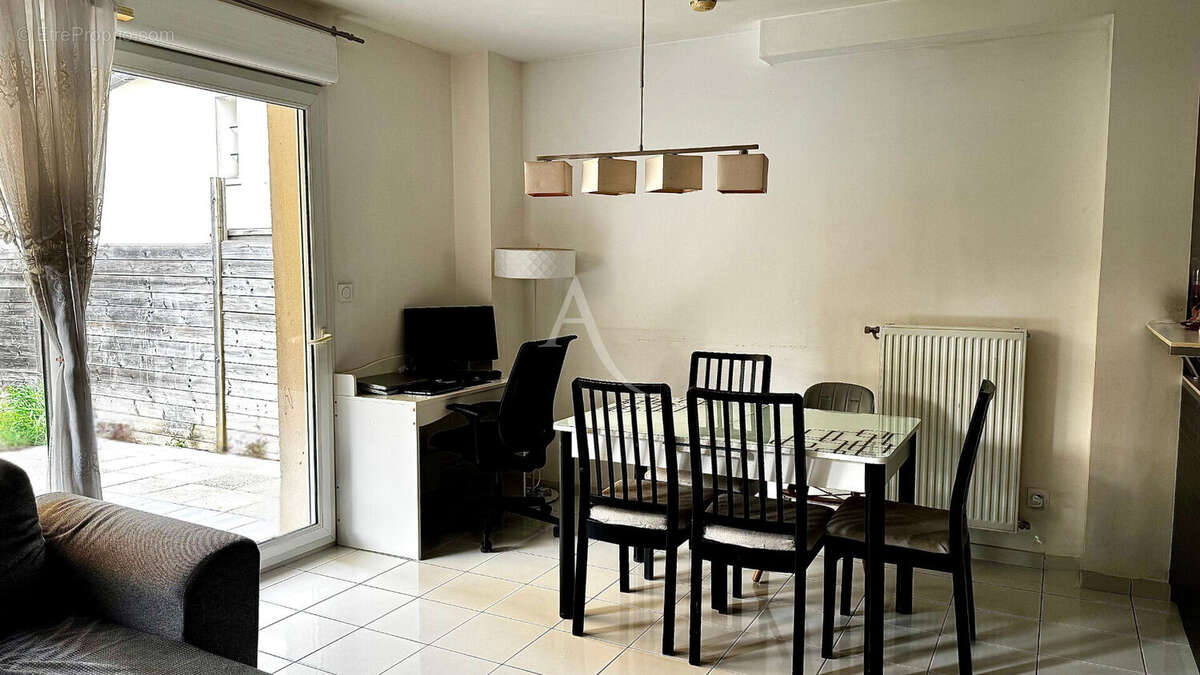 Maison à NEUILLY-SUR-MARNE