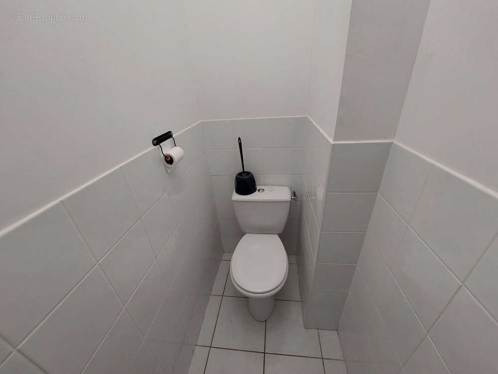 Appartement à VILLIEU-LOYES-MOLLON