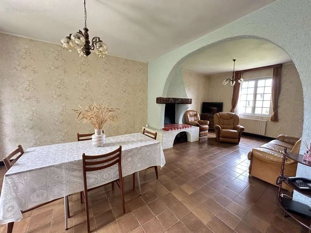 Maison à TADEN