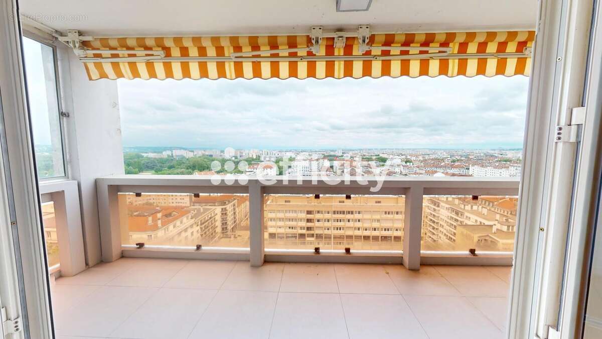 Appartement à LYON-6E
