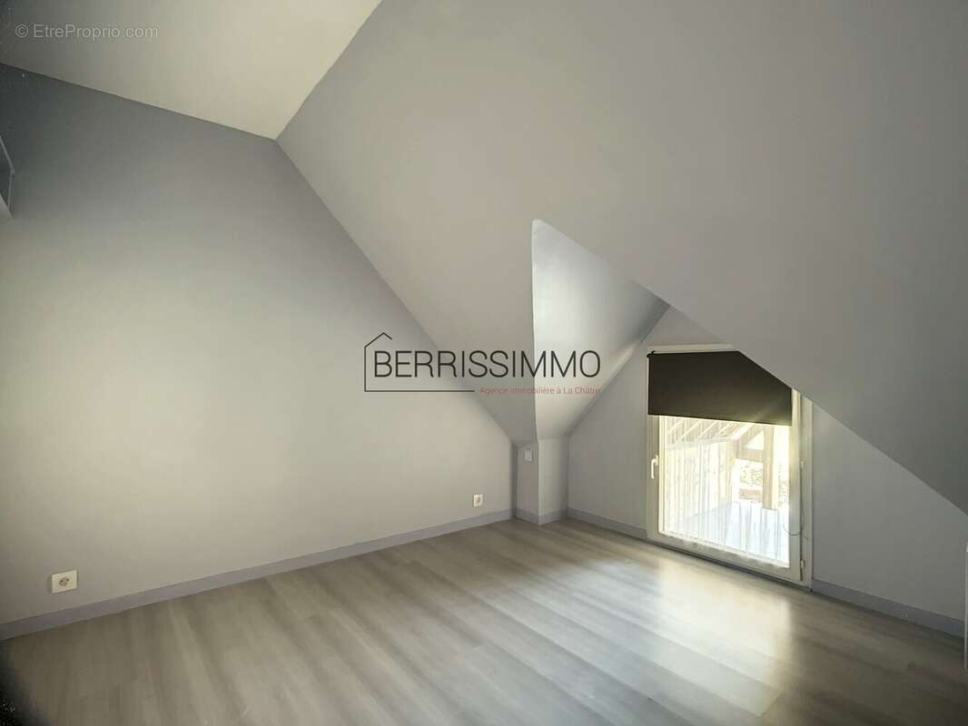 Maison à LOUROUER-SAINT-LAURENT