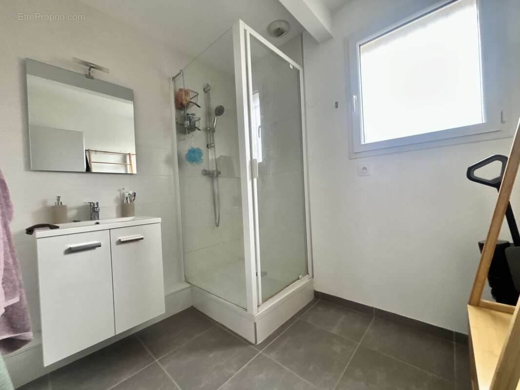 n°6 - Appartement à CLAIX