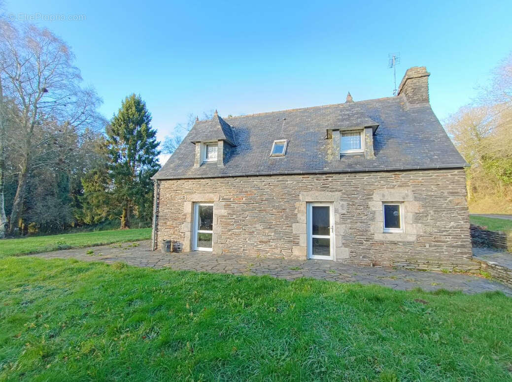 Maison à SAINT-THOIS