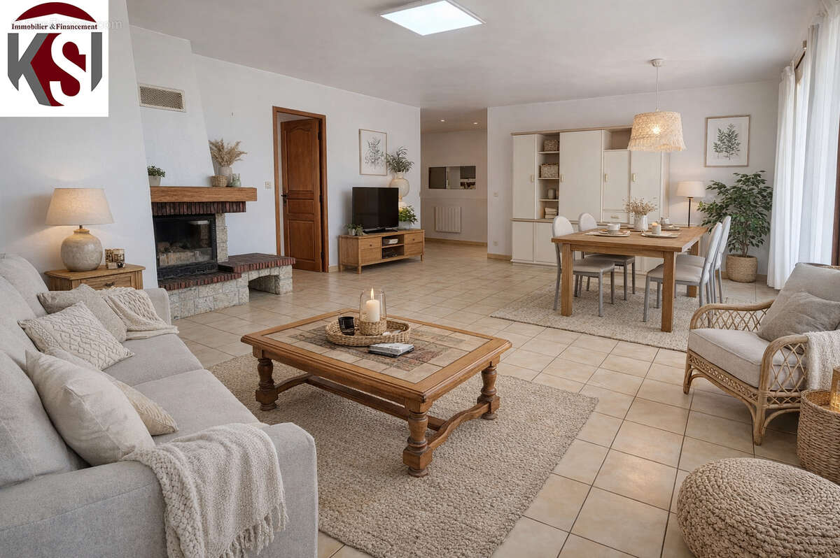Maison à SEILLONS-SOURCE-D'ARGENS