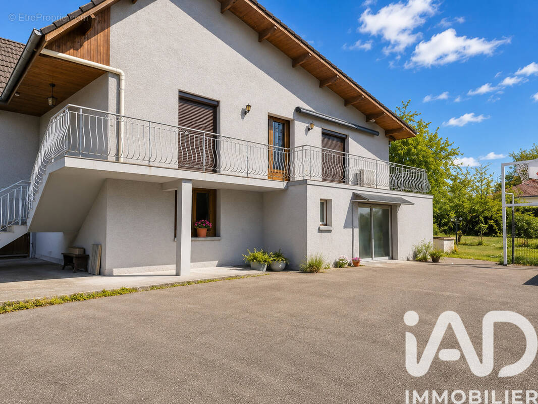Photo 1 - Maison à BESANCON
