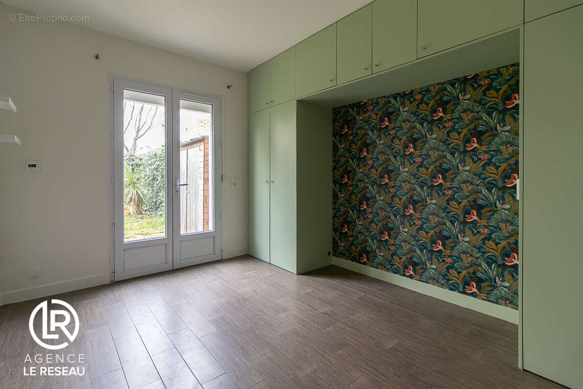 Appartement à SURESNES