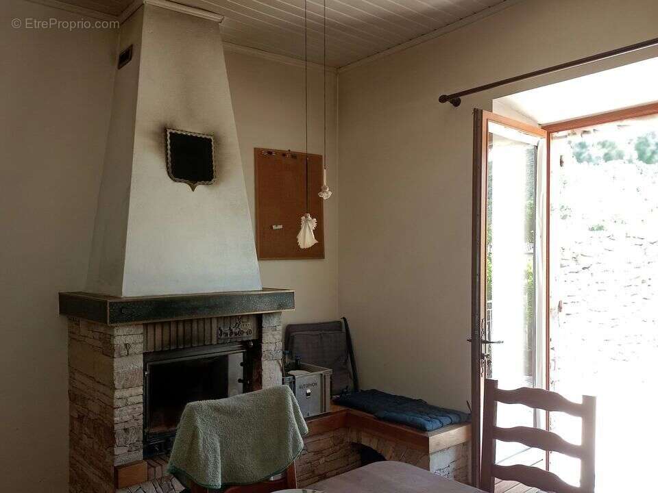 Maison à SAINT-FLORENT-SUR-AUZONNET