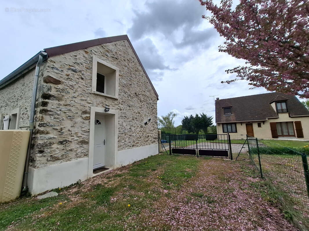 Maison à COULOMMIERS